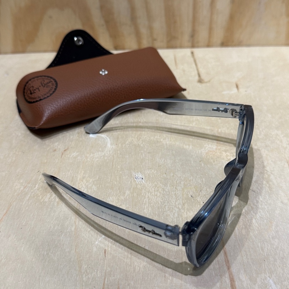 Ray-Ban Wayfarer Reverse R0502S Sunglasses - Picture 2 of 9